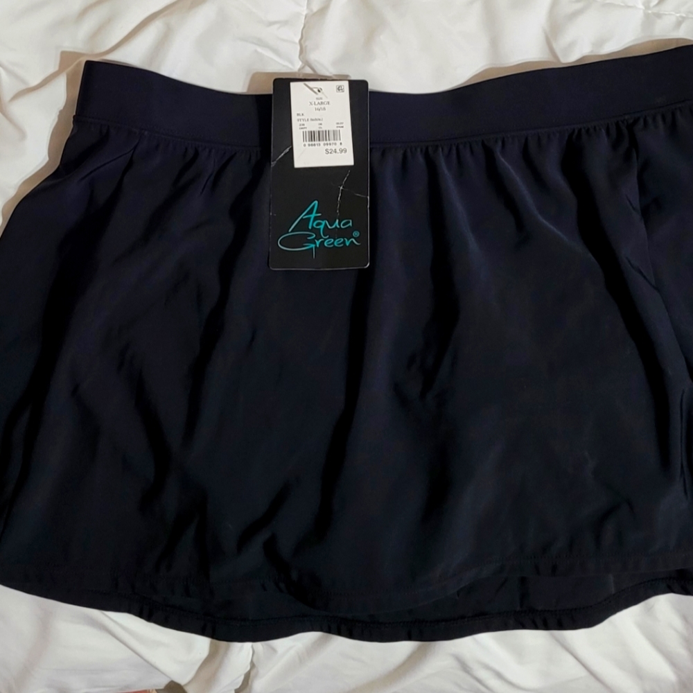 Swim skirt